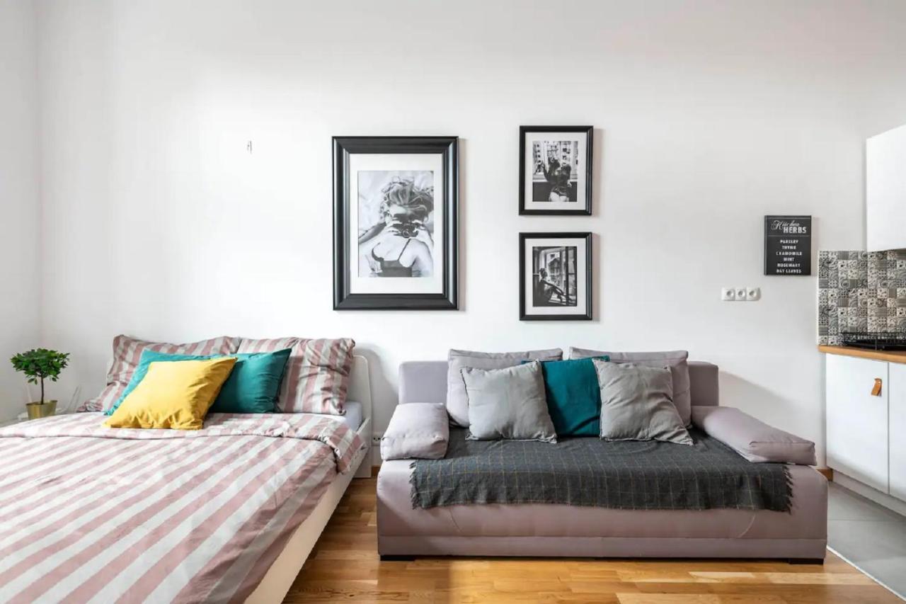 Discover Krakow Apartments - 5 Borowickiej St - Studio Next To Opera And Unity Centre Екстериор снимка