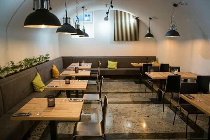 Discover Krakow Apartments - 5 Borowickiej St - Studio Next To Opera And Unity Centre Екстериор снимка